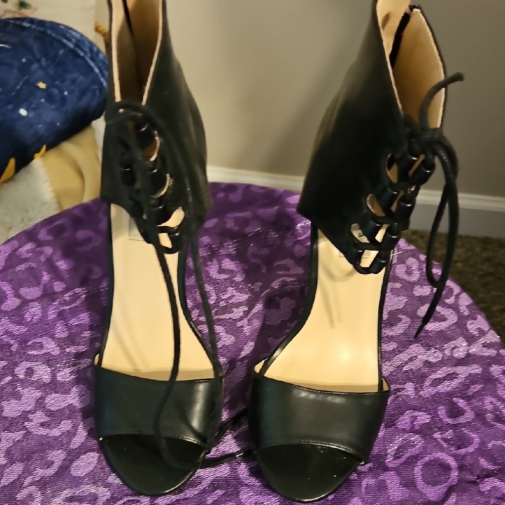 Elegant Black Lace-Up Women's Heels